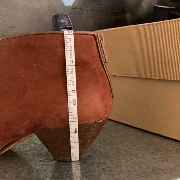 Via Spiga Regal Sienna Nappa Coconut Nubuk - Picture 16 of 16